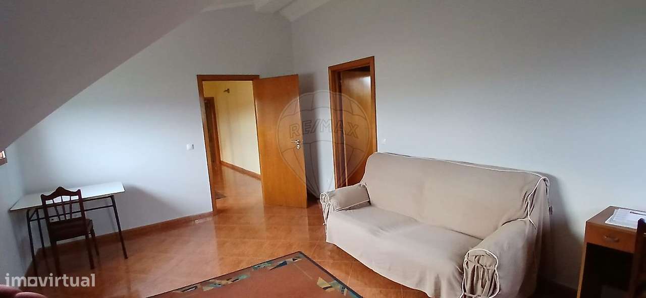 Moradia T4 para venda-11