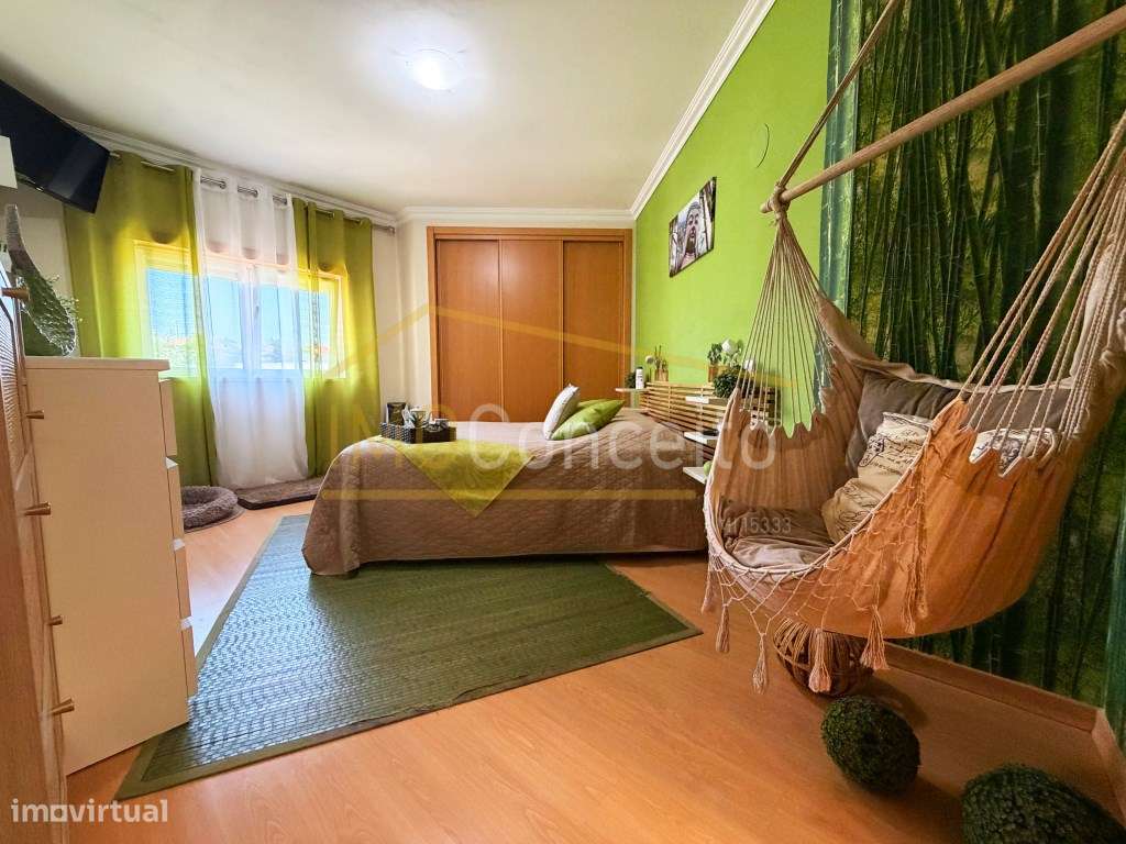 Apartamento T3/ sótão/garagem fechada em Torres Novas-11