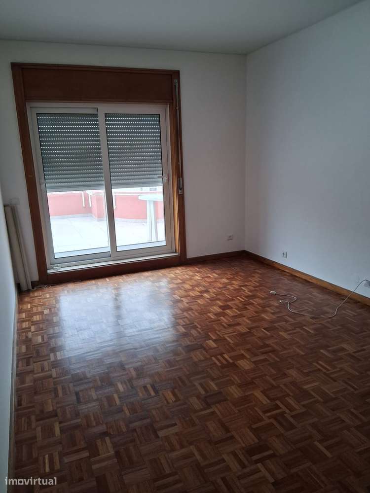 T3 com Terraço e Vistas únicas no Centro de Braga - Grande imagem: 5/31