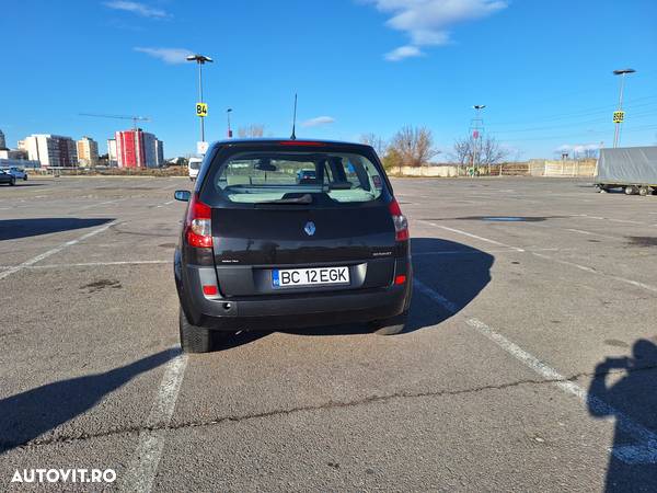 Renault Scenic - 5