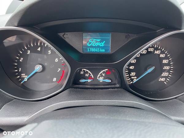 Ford Kuga 1.5 EcoBoost 2x4 Trend - 13