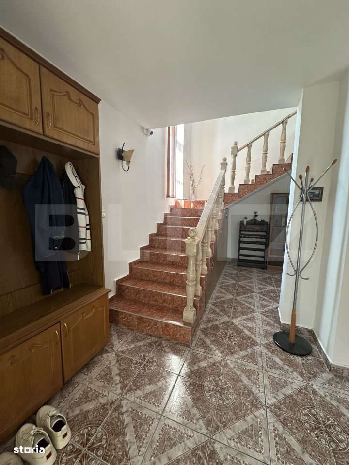 Casa tip P+M,4 camere,240mp,zona Aurel Vlaicu - Imagine principală: 4/19