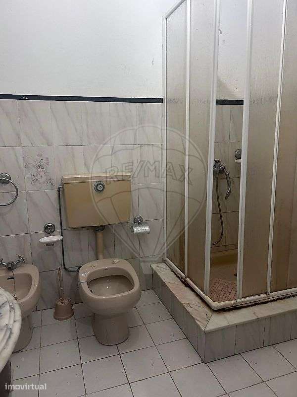 Moradia T5 para venda-10