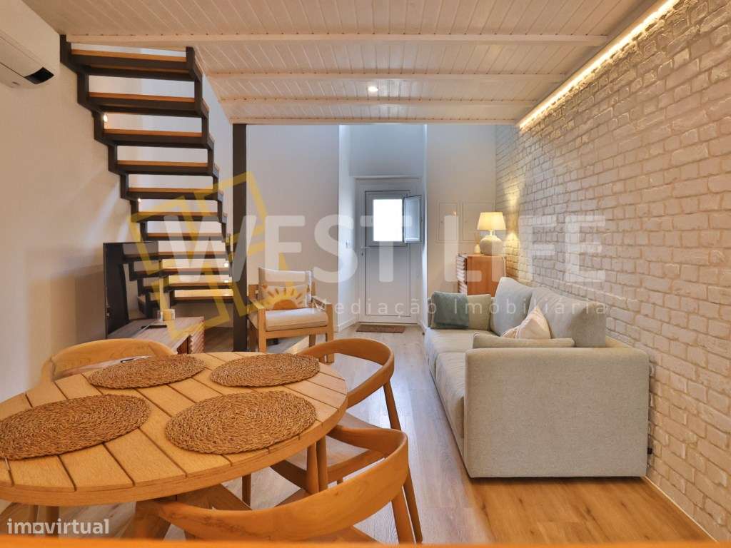 Moradia Típica T2 TOTALMENTE renovada com pátio - Centro da Vila - ... - Grande imagem: 3/22