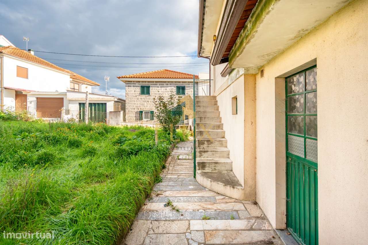 Moradia Isolada T3 Venda em Vila Cova da Lixa e Borba de Godim,Felguei-33