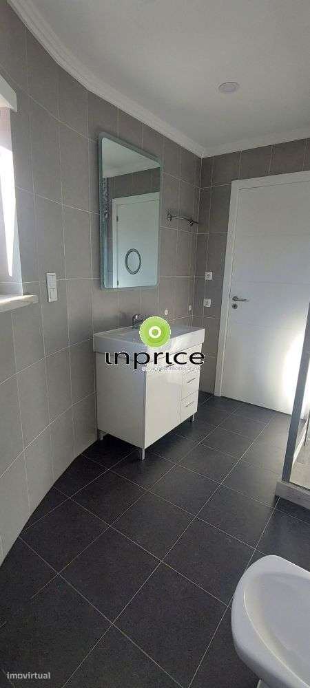 ERICEIRA MORADIA 220m2 com garagem-18