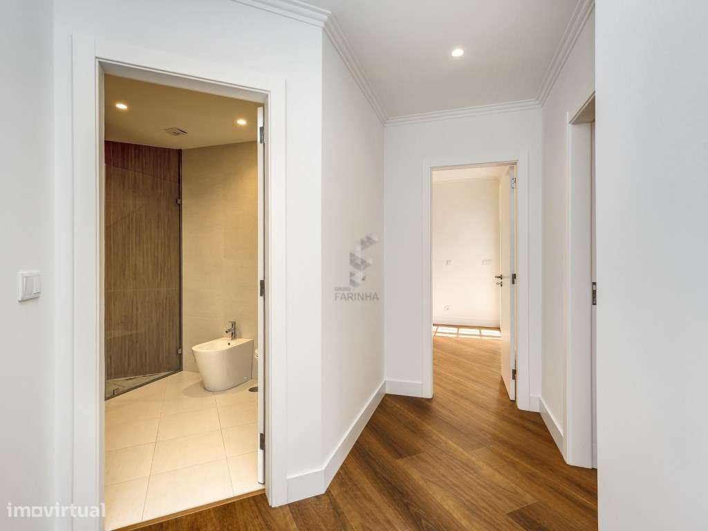 MAGNIFÍCO T4, no Condomínio fechado Páteo da Beloura, novo a estrea...-14