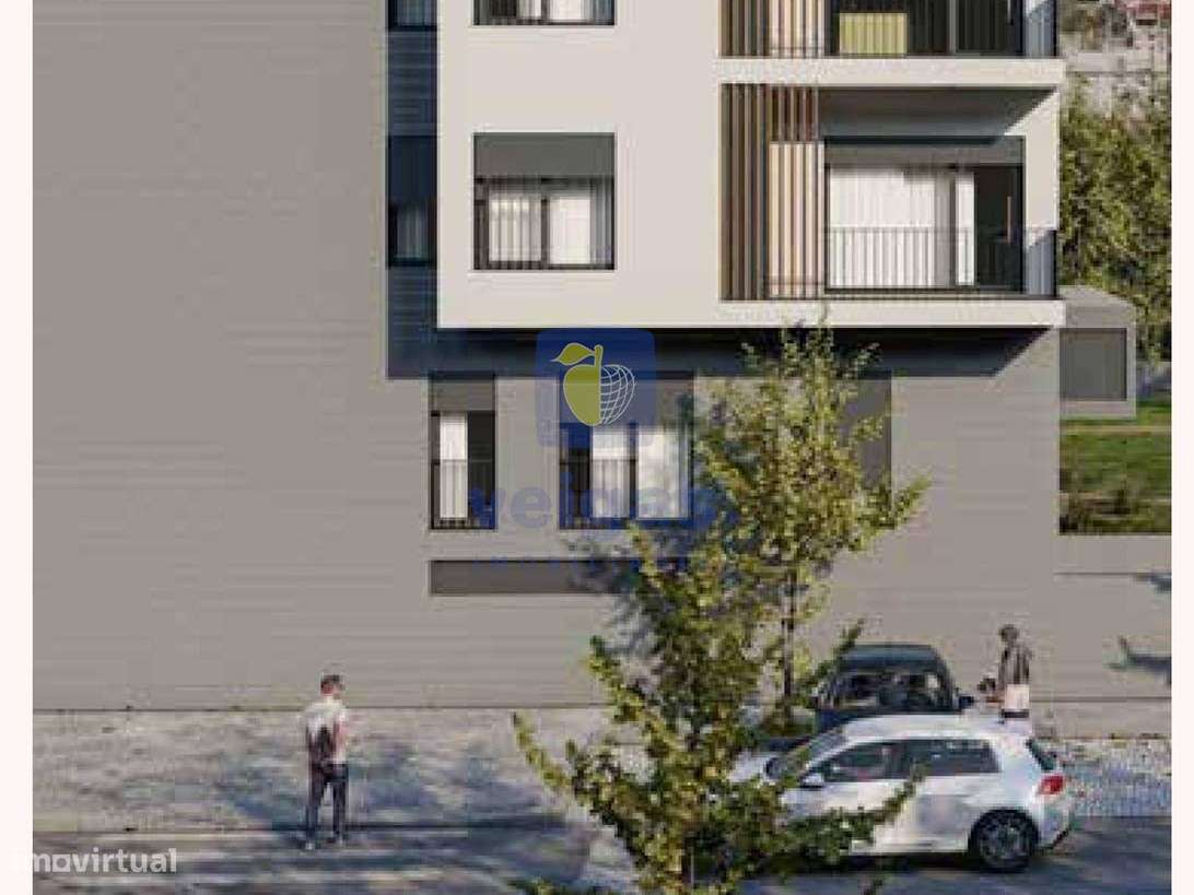 Apartamento T2 novo  no centro de Pombal com garagem e elevador-12