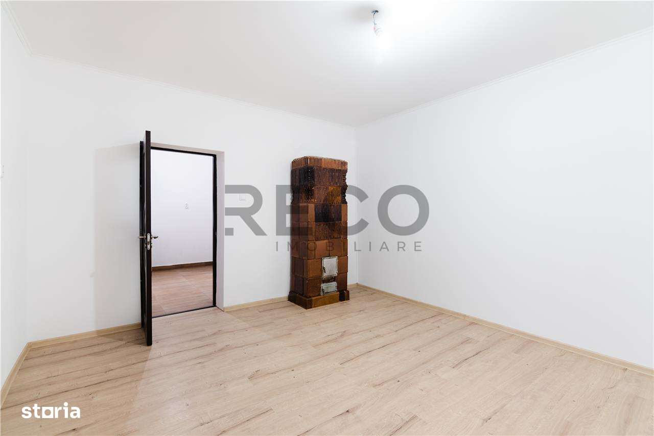 RECO . Casa centrala la pret de garsoniera . - Imagine principală: 2/9