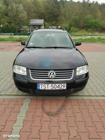 Volkswagen Passat - 1