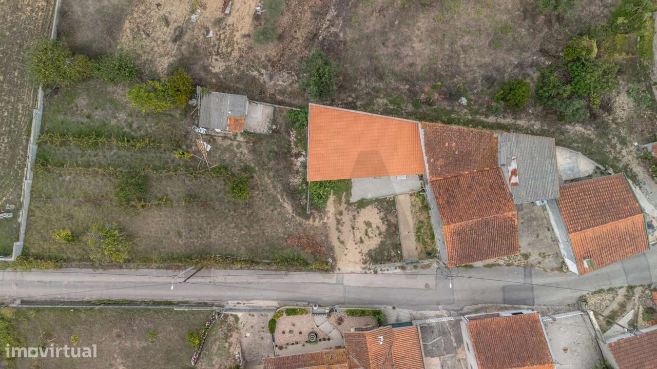 Moradias T3 e T2, com Jardim e Terreno - Póvoa do Pinheiro, Antuzede, - Grande imagem: 2/29