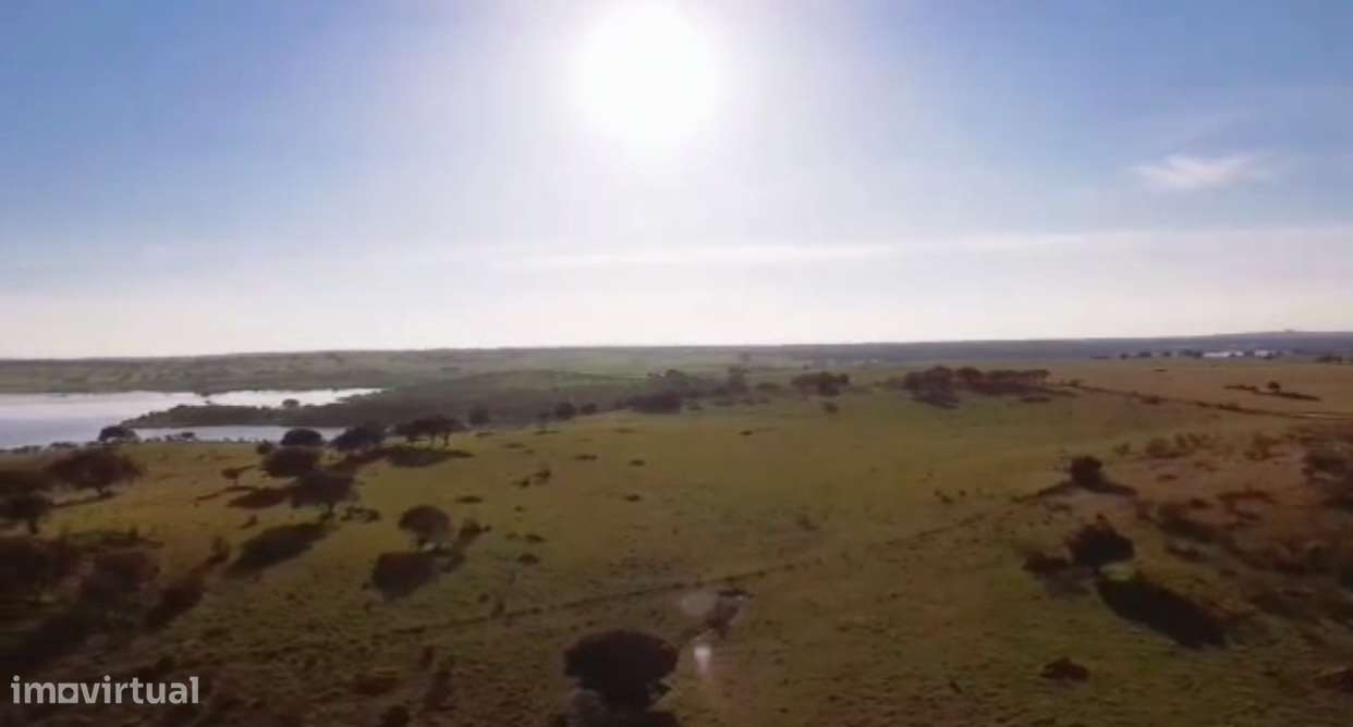 Terreno com 97.000m2 em Alqueva, Reguengos de Monsaraz - Grande imagem: 4/15