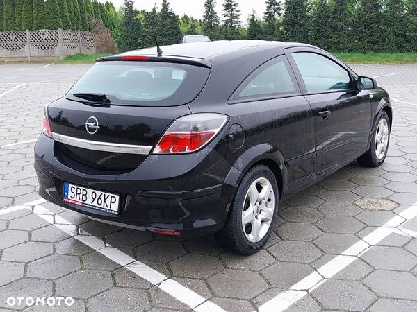 Opel Astra III GTC 1.6 Limited - 15