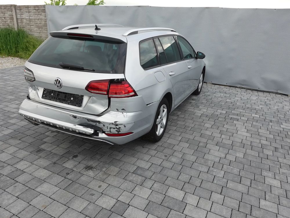 Volkswagen Golf VII 1.6 TDI SCR IQ.DRIVE 2020