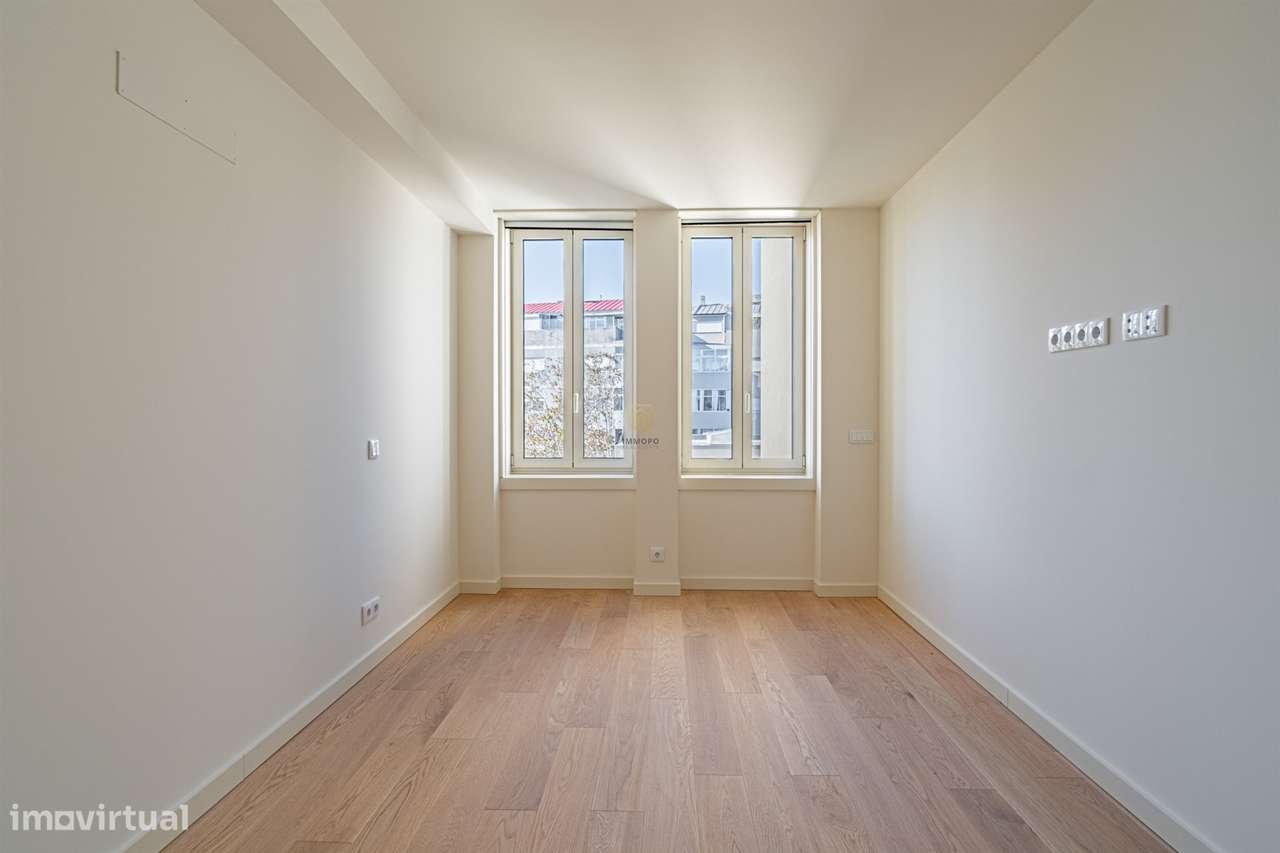 Apartamento T1 com varanda no centro do Porto-10