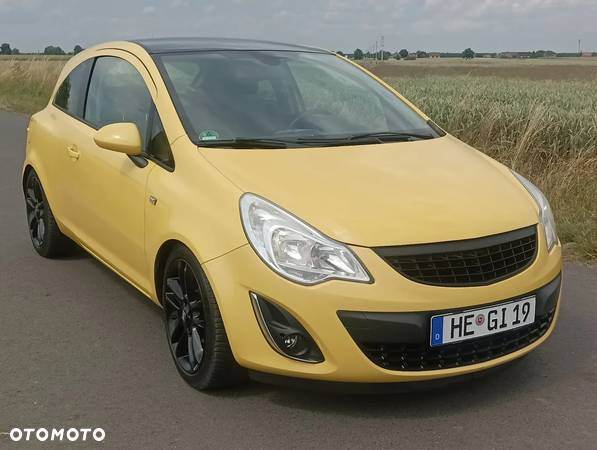 Opel Corsa 1.4 16V Color Edition - 1