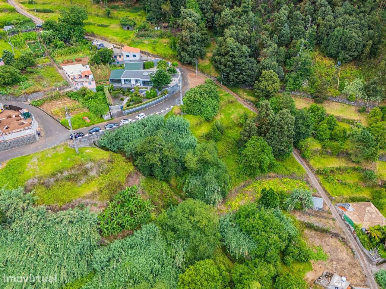 Terreno 1300,23m2 | Arco da Calheta | Construção-19