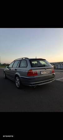 BMW Seria 3 320d - 4