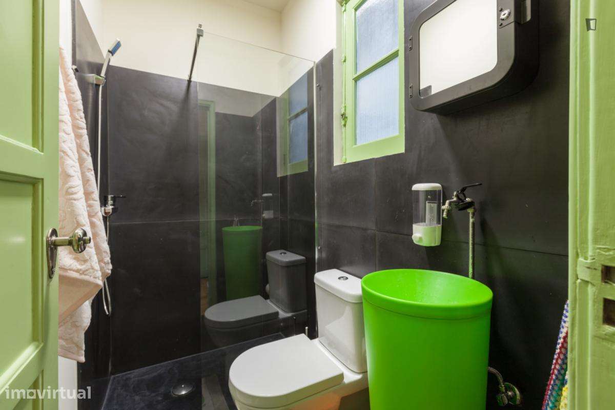 Quarto - localizado em Sé de Braga e São Lázaro Braga - Grande imagem: 5/10