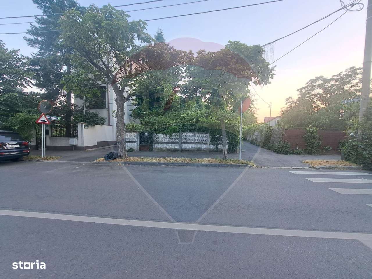 Teren 847 mp Baneasa Dobrogeanu Gherea  deschidere trei laturi - Imagine principală: 4/10