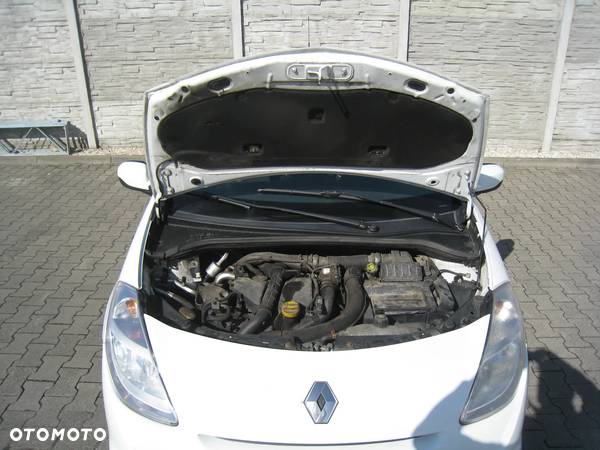 Renault Clio 1.5 dCi Alize - 14