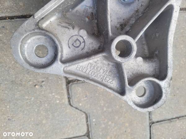 Łapa wspornik skrzyni biegów BMW F20 F21 F30 F31 2015r 6860777 - 4