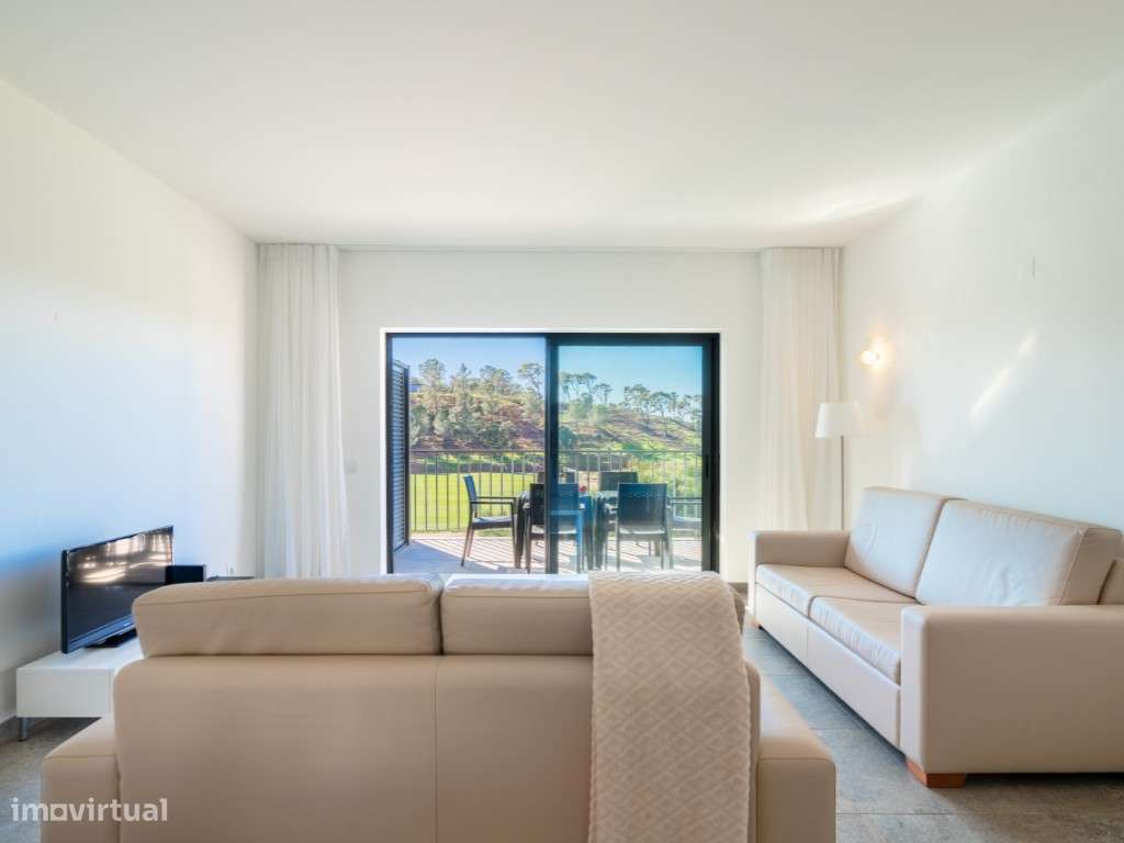 Apartamento T3 localizado no Algarve Race Resort, Portimão-11