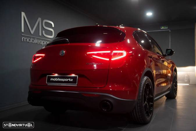 Alfa Romeo Stelvio 2.2 D B-Tech AT8 Q4 - 8