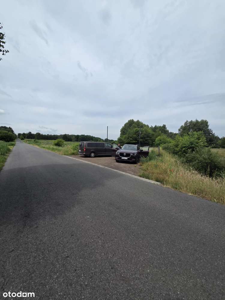 Działka Ożarowice idealna na parking lub innePyrzowice 3000m2ogrodzona-3