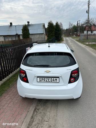 Chevrolet Aveo 1.3 LTZ - 4