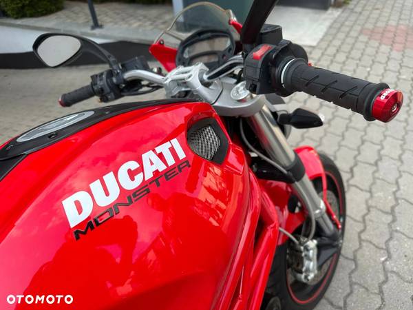 Ducati Monster - 5