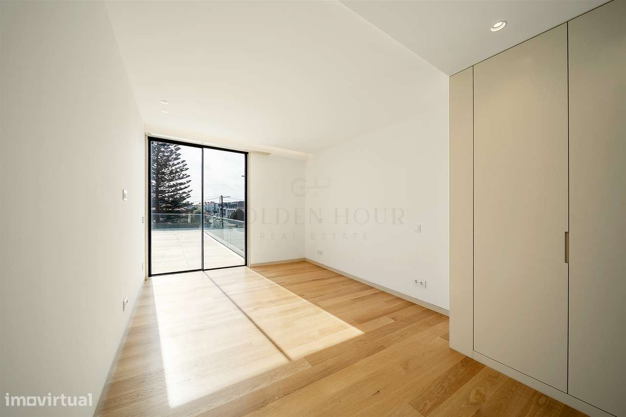 Moradia T4 de Luxo em Canidelo com Vista Mar | Golden Hour Real Estate-30