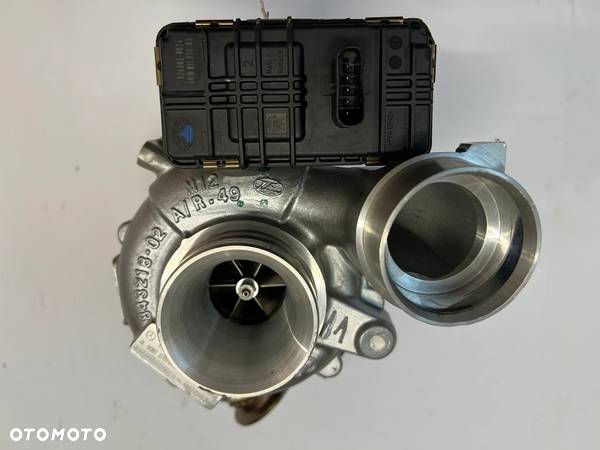 Mercedes turbina A6540902001 A6540901901 A6540903600 A6540902400 A6540907300 - 1