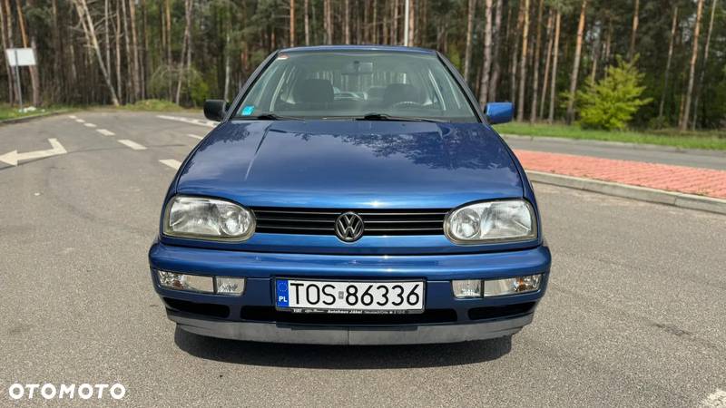 Volkswagen Golf - 15