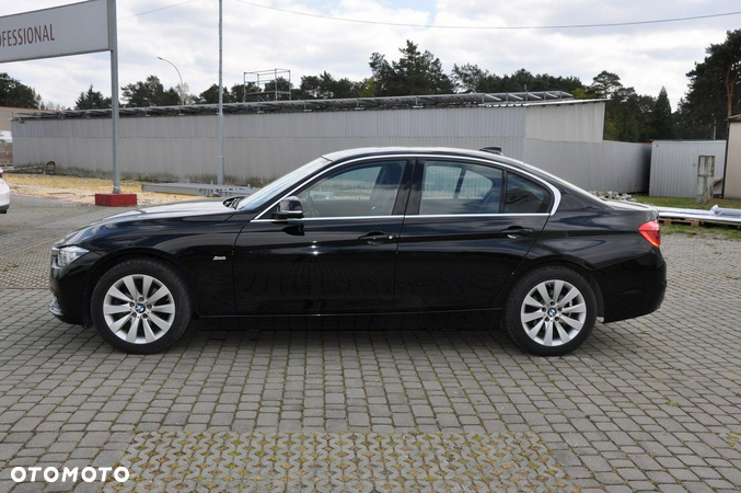 BMW Seria 3 318i - 2