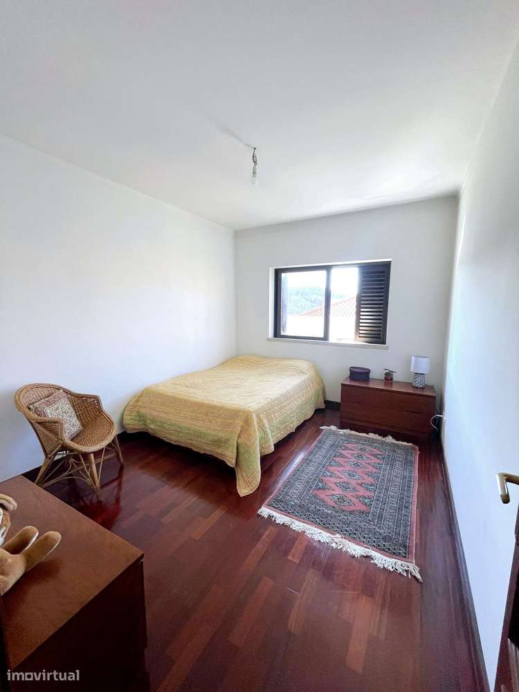 T4 com Estúdio em Bonito Prédio-15