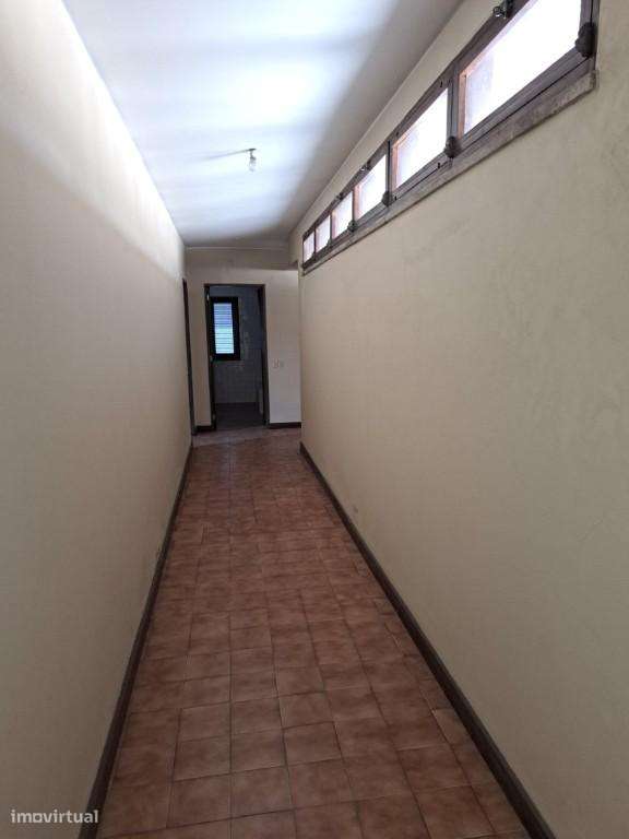 Centro de Fafe | T3 Terraço |Imóvel de banco | NEWS-13