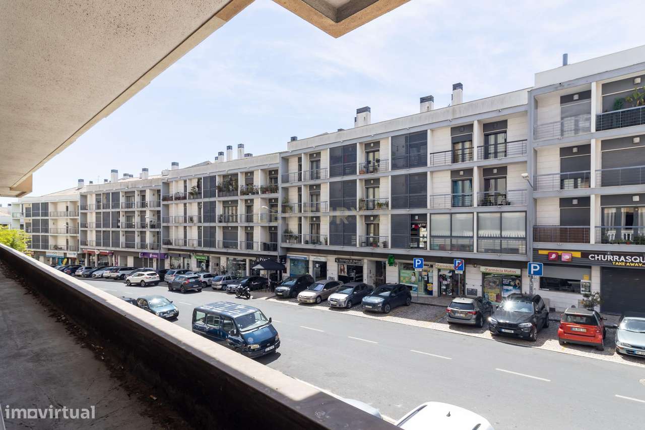 ESPAÇO COMERCIAL/SERVIÇOS com 311m2, para venda, no centro do Prior Ve-5