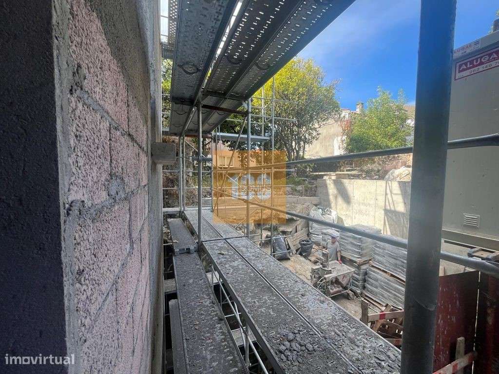 T0 novo com varanda - Fontinha Lux-16