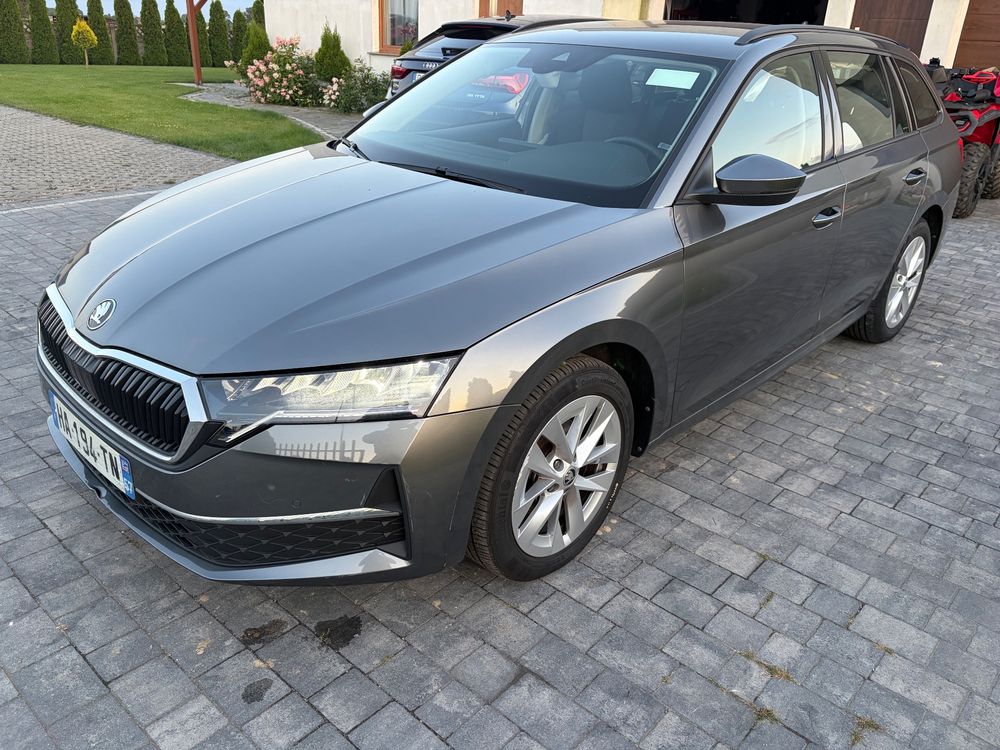 Skoda Octavia IV (2020-) 2.0 TDI DSG Tour 2025
