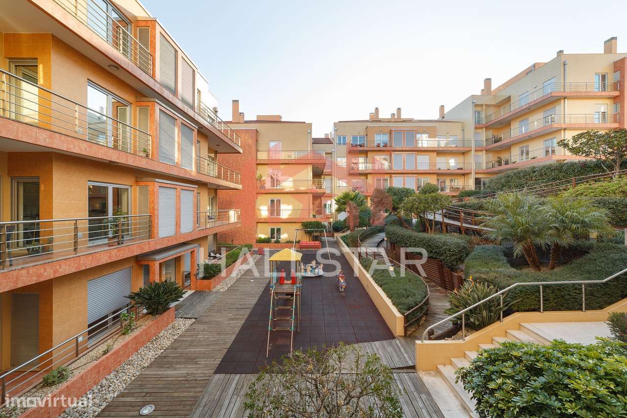 Apartamento T4 / Condomínio Fechado / Gardens / Centro da Cidade / Lei - Grande imagem: 2/48