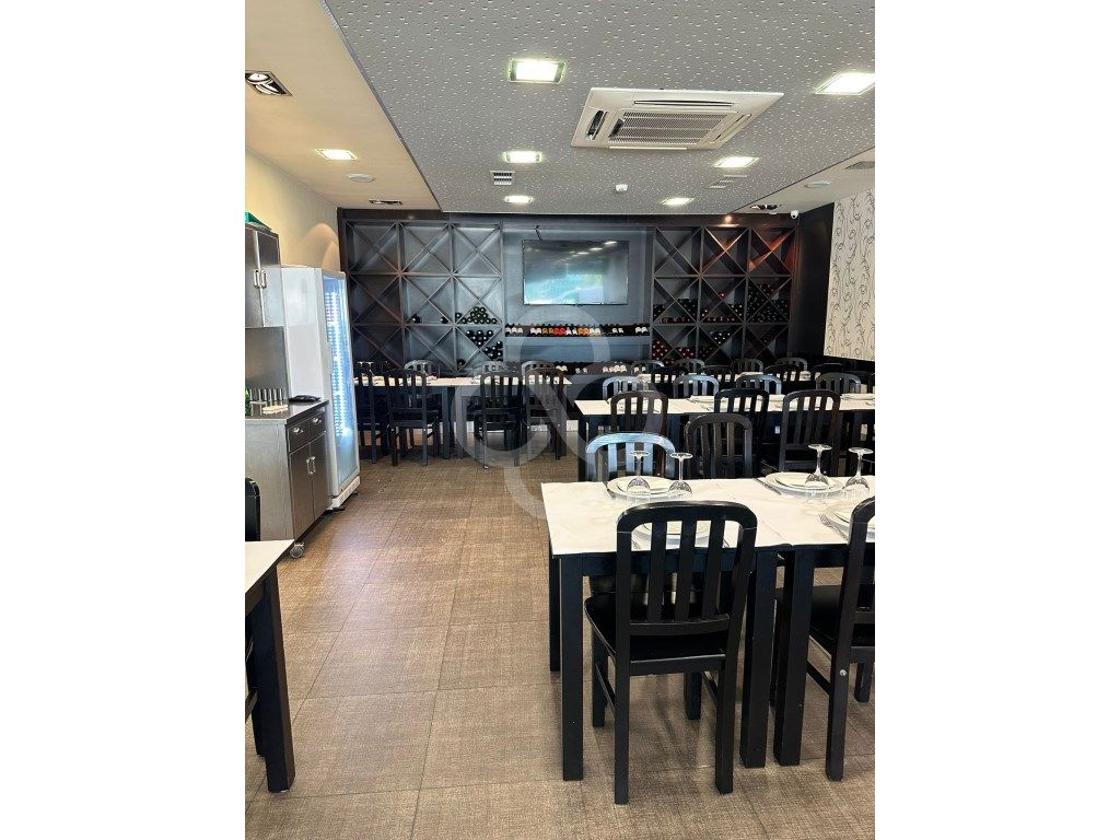 Restaurante churrasqueira cozinha equipada e salas mobiladas em Qui... - Grande imagem: 3/3