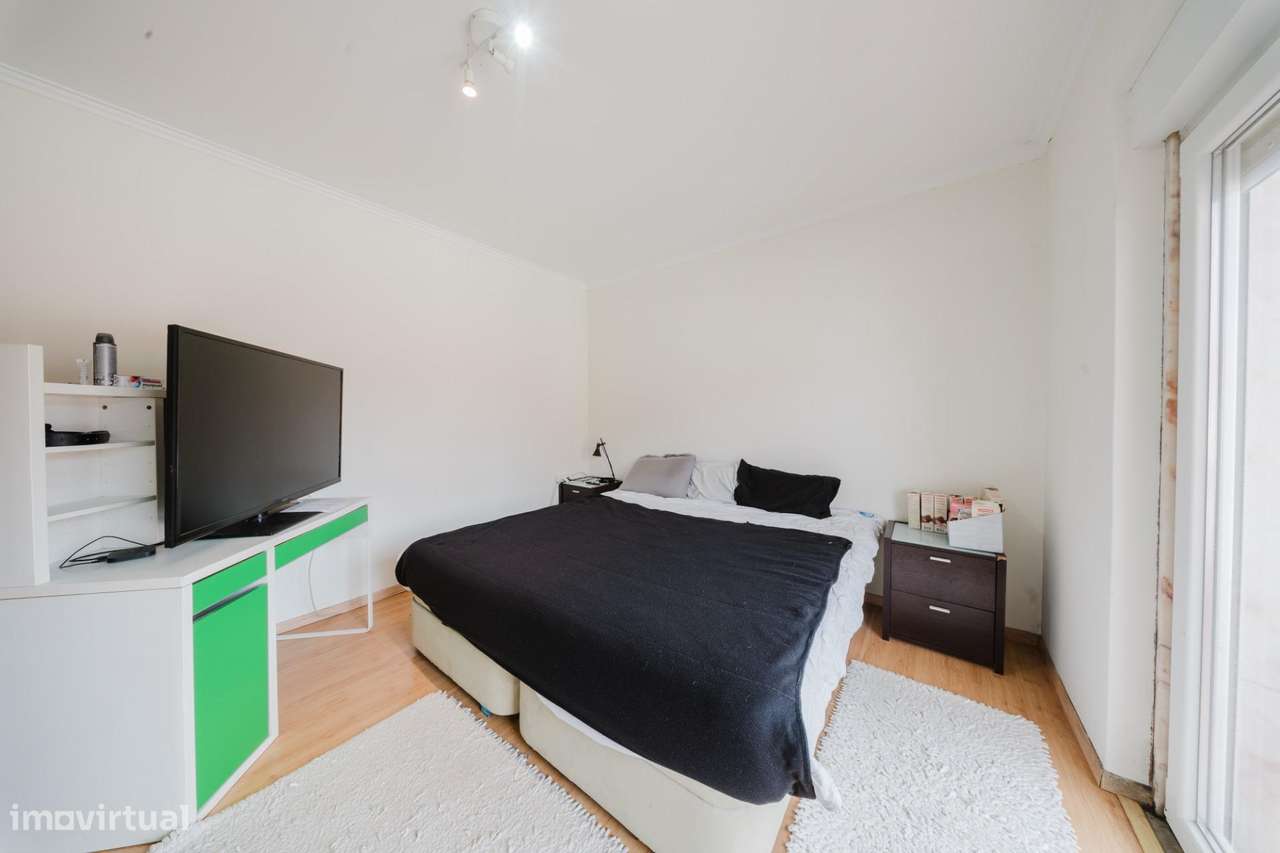 Moradia Independente em Caneças, Odivelas - T3+5-19