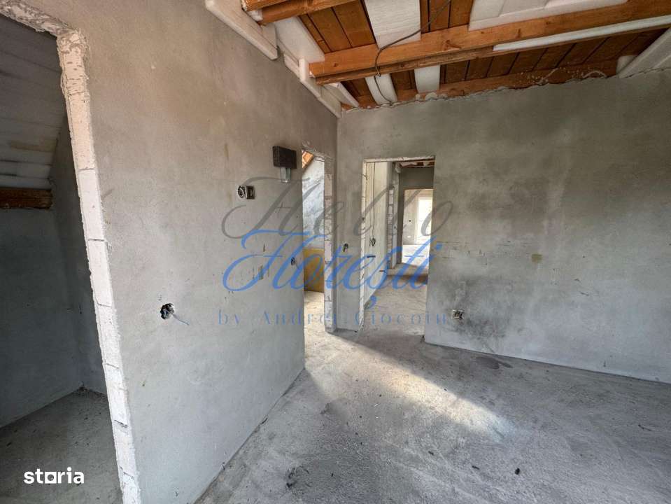 Casa individuala 17 incaperi 257 mp utili zona Someseni - Imagine principală: 5/14