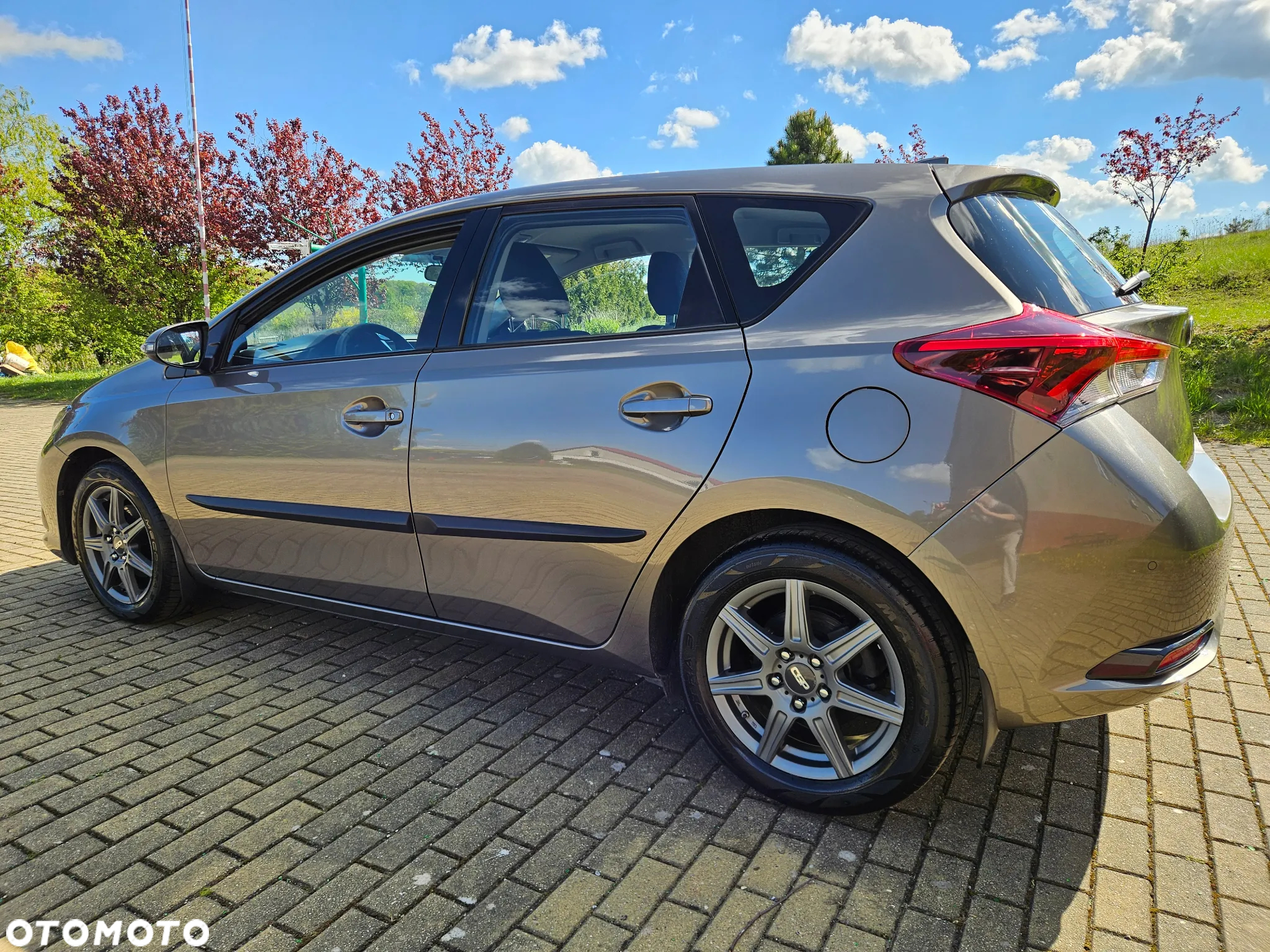 Toyota Auris 1.33 VVT-i Active - 11