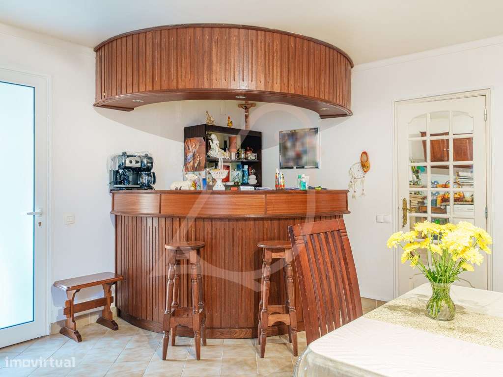 Refúgio Perfeito no Campo com Vista de Sonho e Piscina!-18