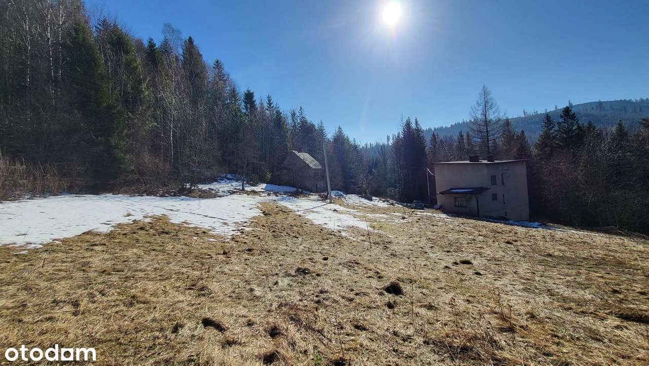 Dwa domy na działce 48 arów w Wiśle-13