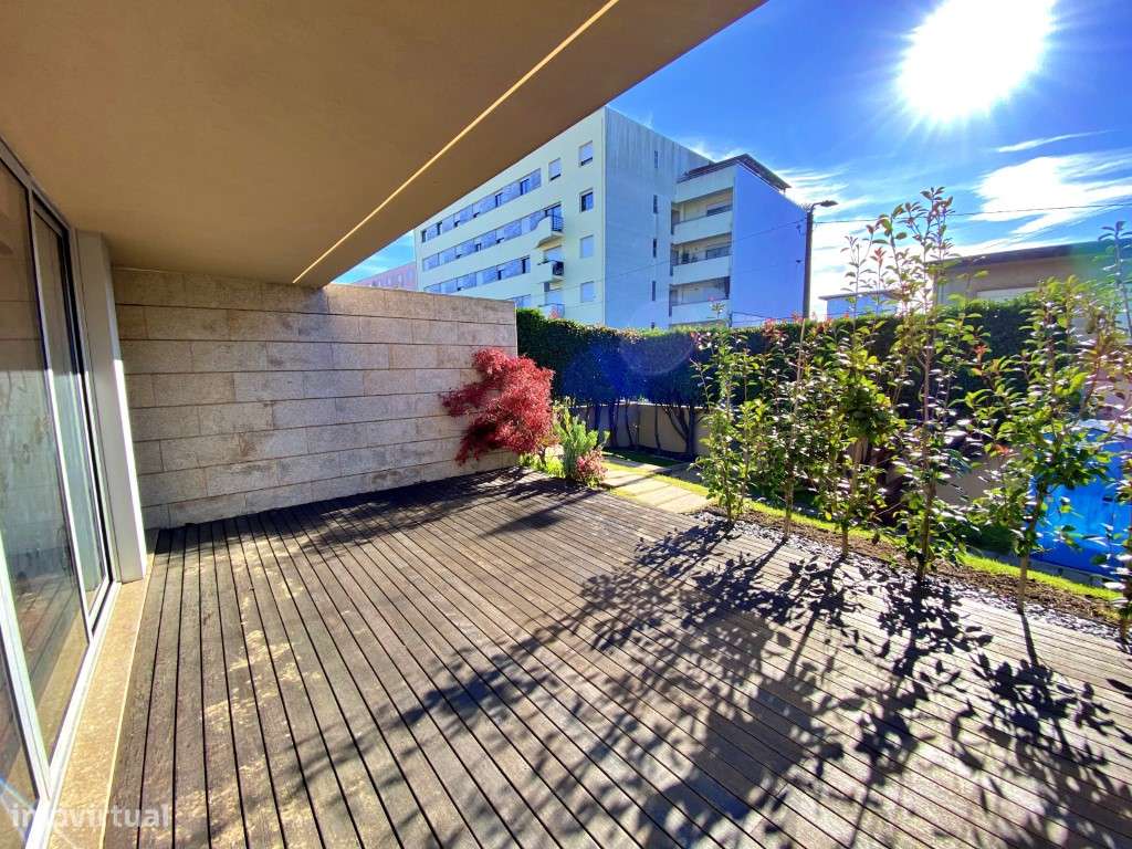 Moradia com elevador no centro da Trofa-30