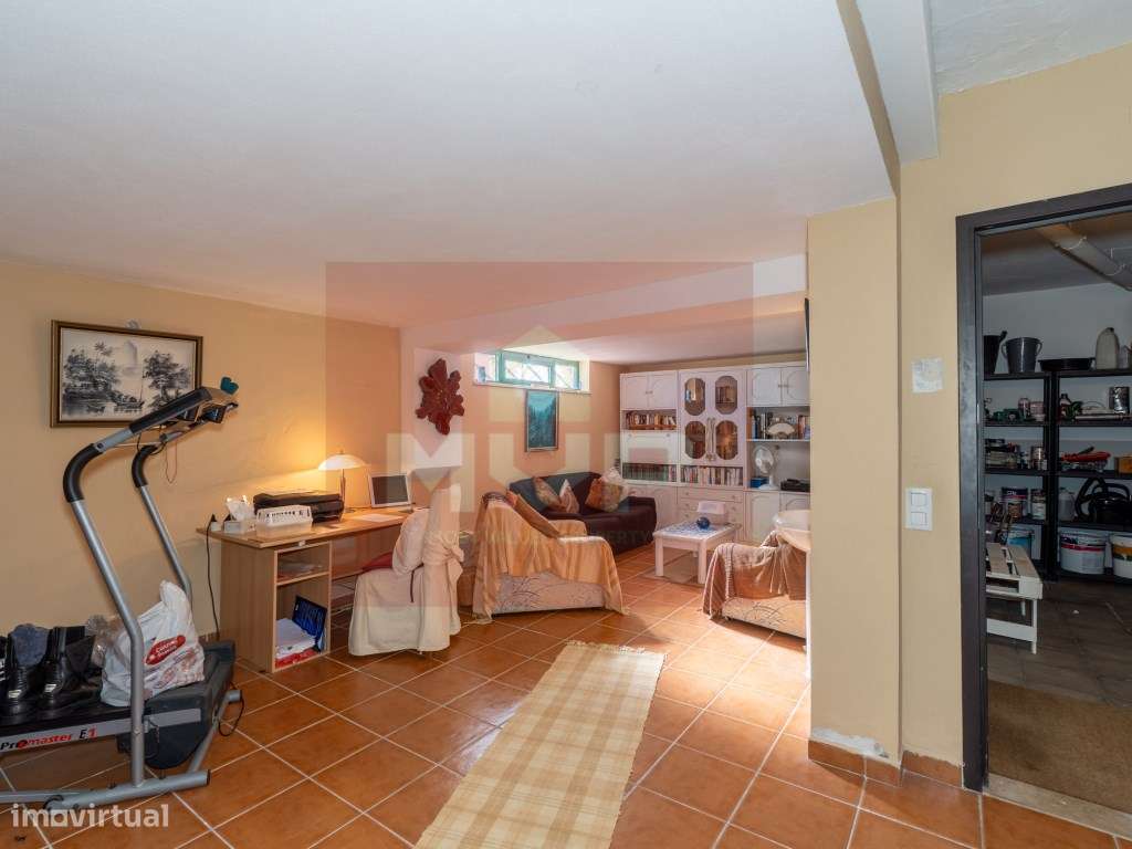 Moradia em banda V3 em Quelfes-31