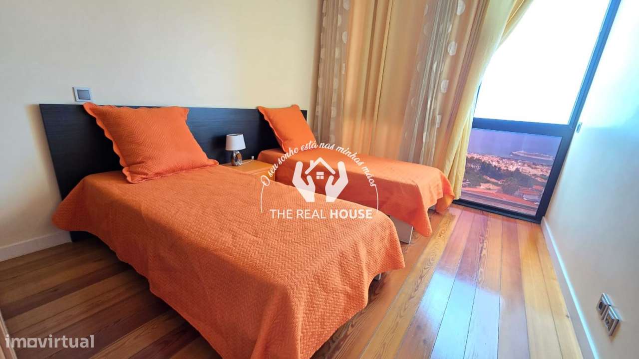 Moradia v3+1 funchal vista baia-40